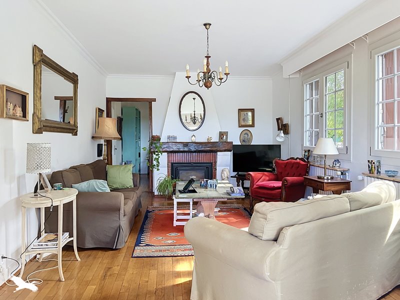 Vente Maison Mussidan - 6 pièces -120 m² - (24400)