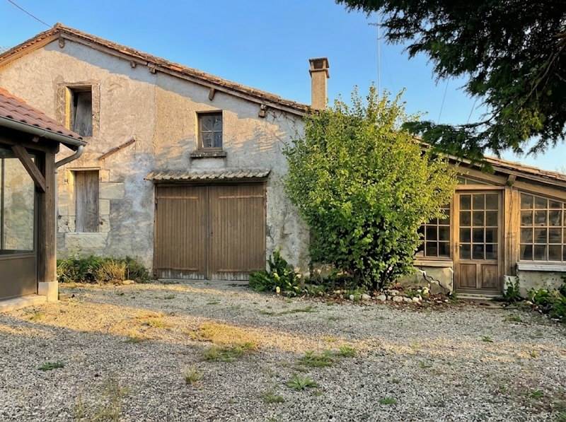 Vente Maison Douzillac - 5 pièces -150 m² - (24190)