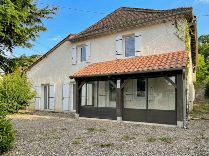 Maison 5 pièces 150 m² · à Douzillac · 150 m² · 140 000 €
