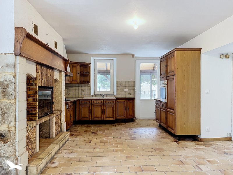 Vente Maison Douzillac - 5 pièces -150 m² - (24190)