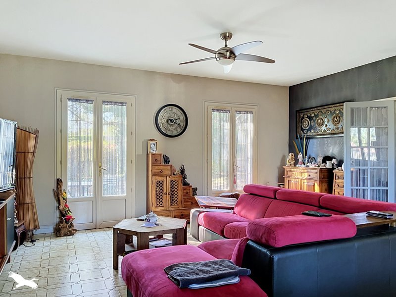 Vente Maison Mussidan - 6 pièces -195 m² - (24400)