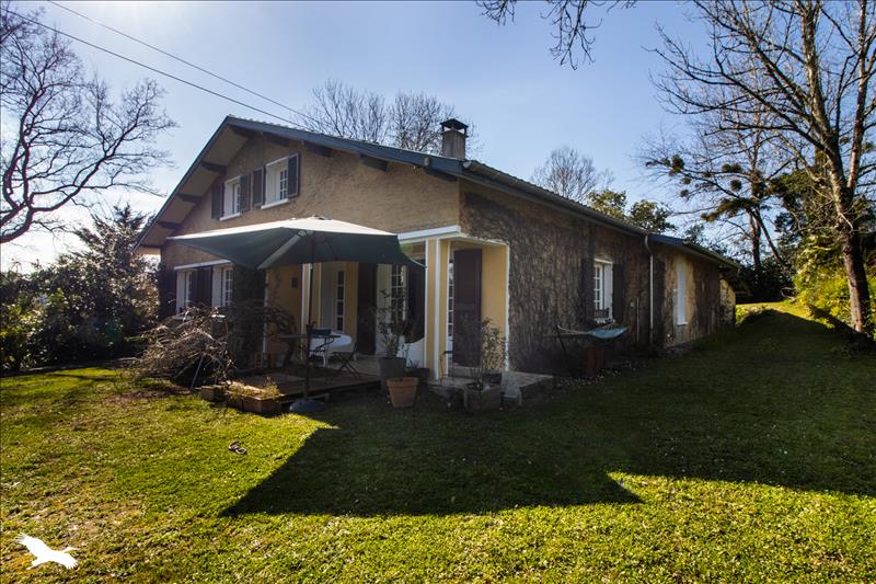 Vente Maison SALIES DE BEARN - 6 pièces -180 m² - (64270)