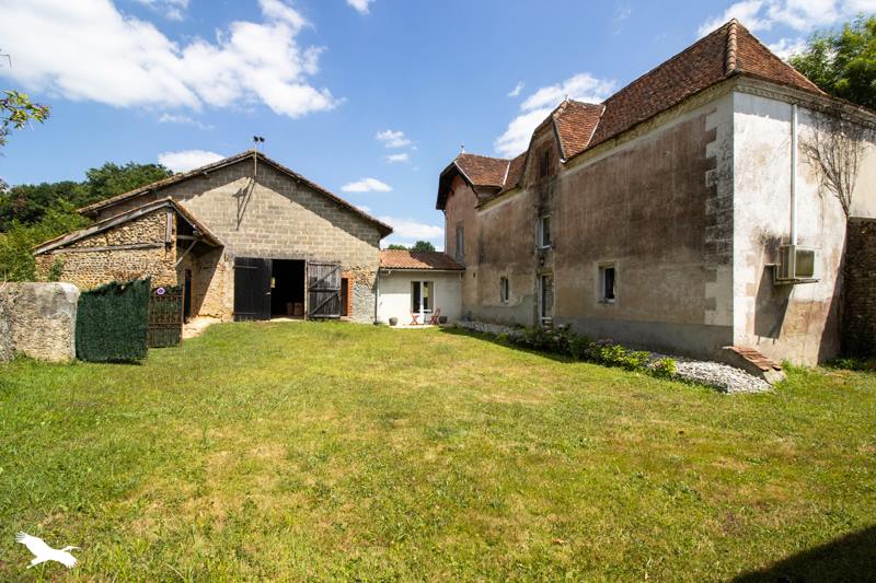 Vente Maison ST MEDARD - 5 pièces -179 m² - (64370)