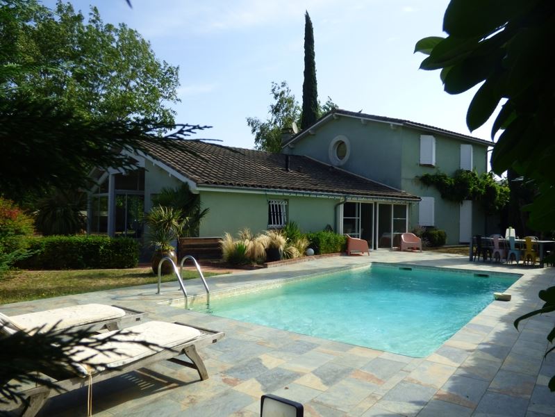 Vente Maison FROUZINS - 5 pièces -203 m² - (31270)