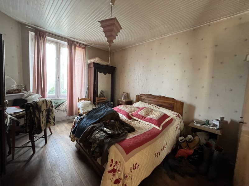Vente Maison ST DESIRE - 5 pièces -155 m² - (03370)