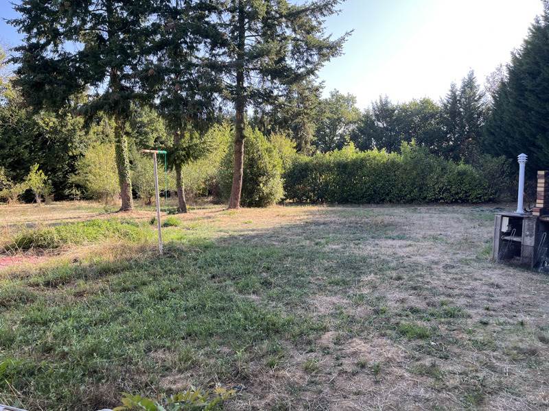 Vente Maison ST MARTINIEN - 6 pièces -179 m² - (03380)