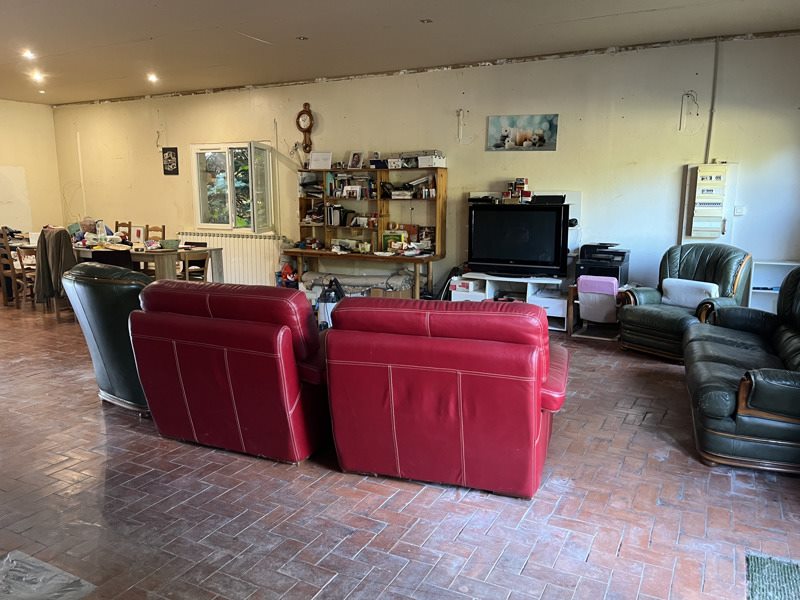 Vente Maison ST MARTINIEN - 6 pièces -179 m² - (03380)