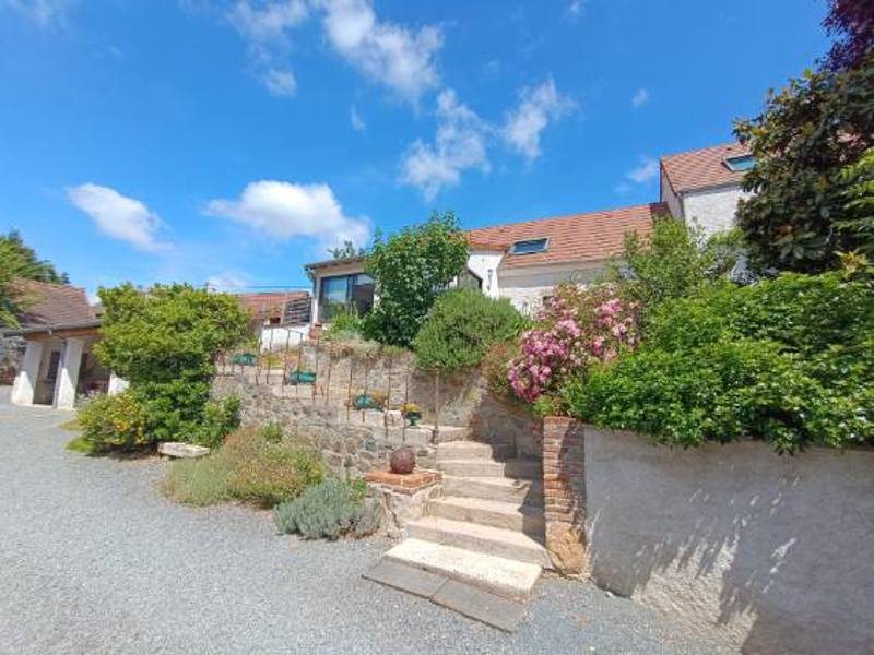 Vente Maison DOMERAT - 5 pièces -152 m² - (03410)