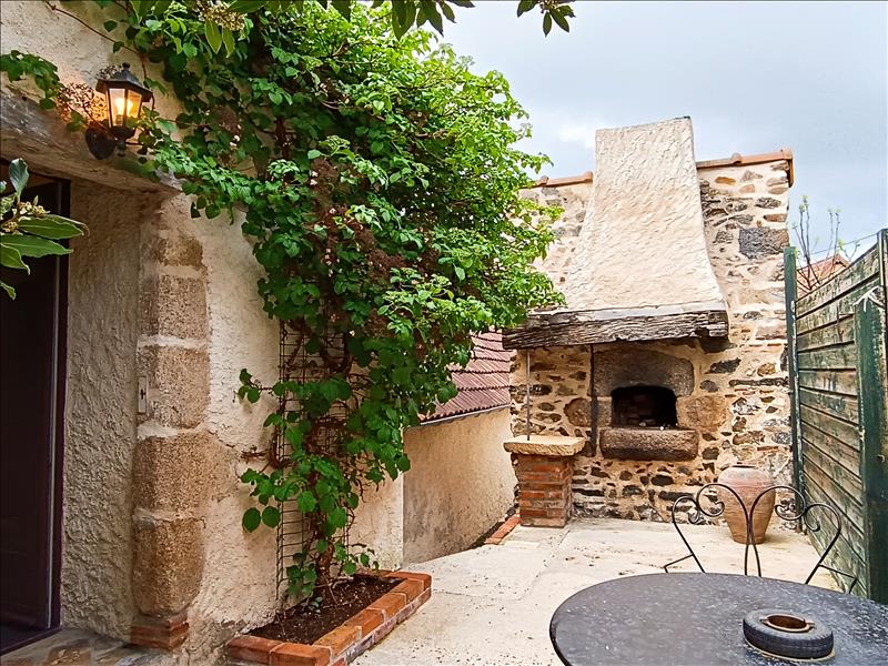 Vente Maison DOMERAT - 5 pièces -152 m² - (03410)