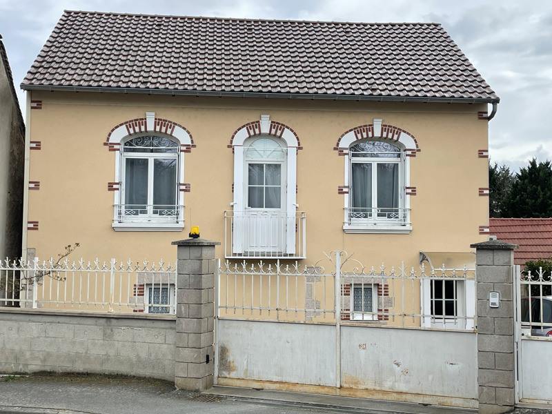Vente Maison DOMERAT - 7 pièces -120 m² - (03410)