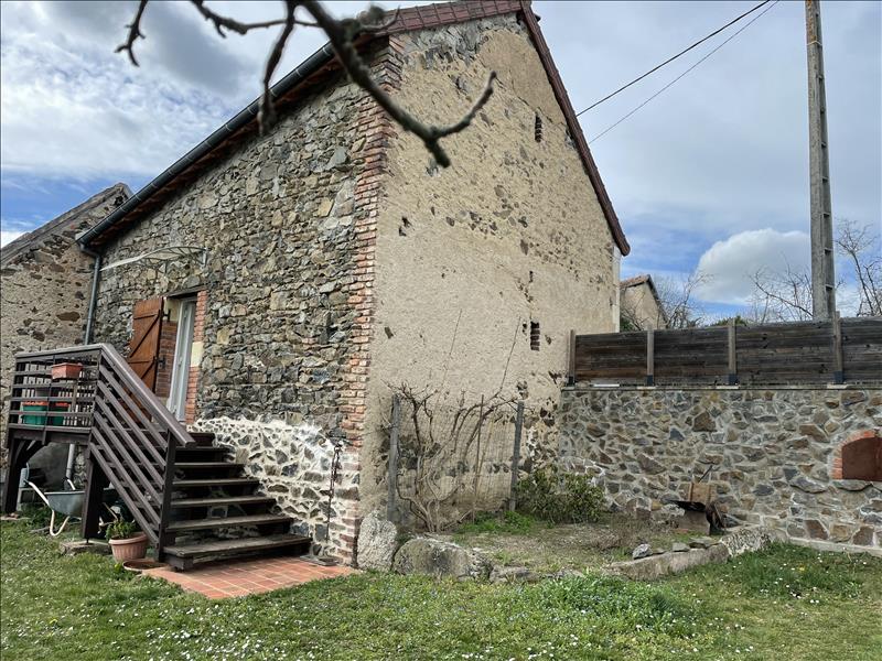 Vente Maison DOMERAT - 7 pièces -120 m² - (03410)