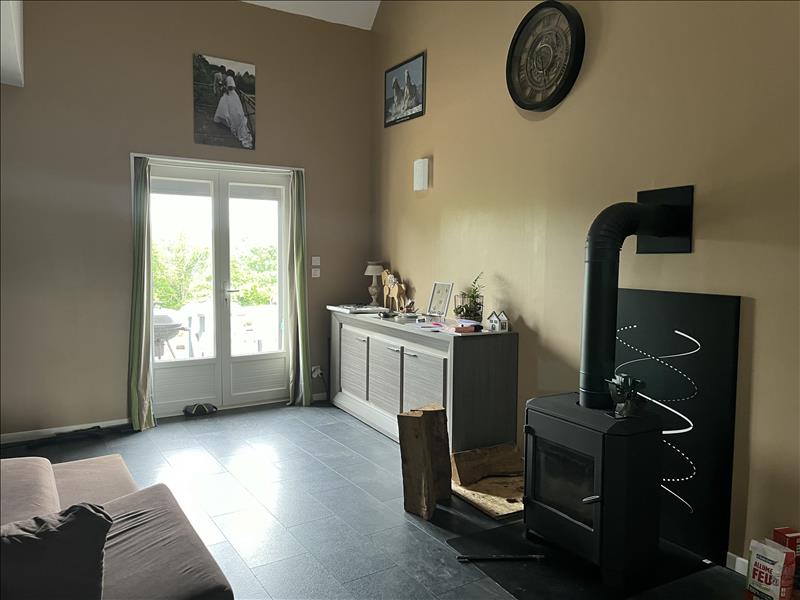 Vente Maison HURIEL - 4 pièces -143 m² - (03380)