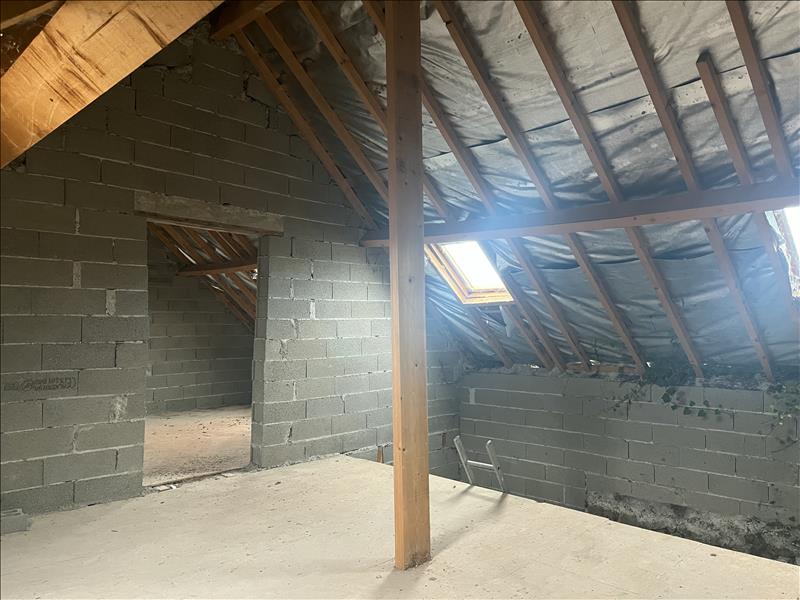 Vente Grange DOMERAT - 2 pièces -100 m² - (03410)