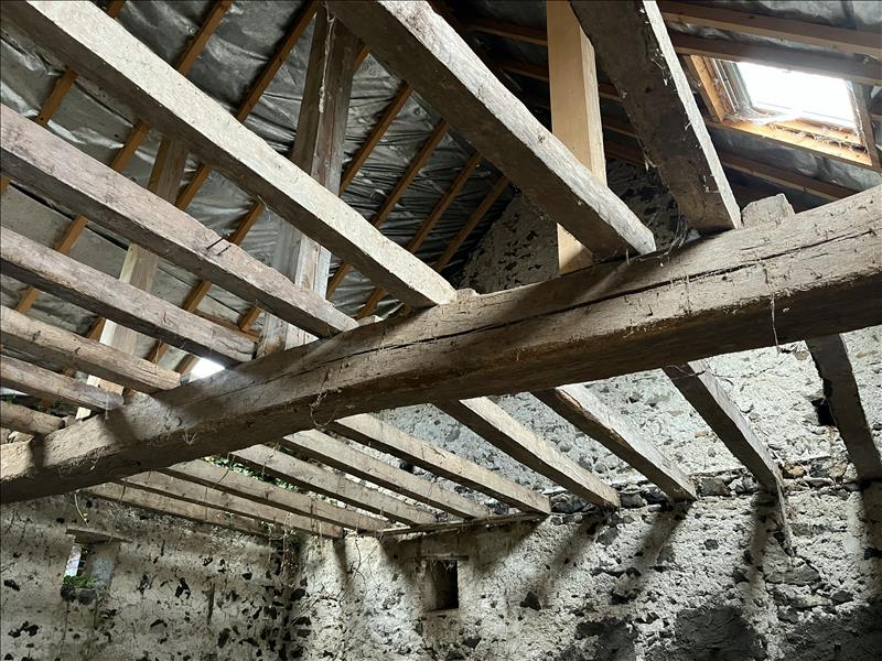 Vente Grange DOMERAT - 2 pièces -100 m² - (03410)