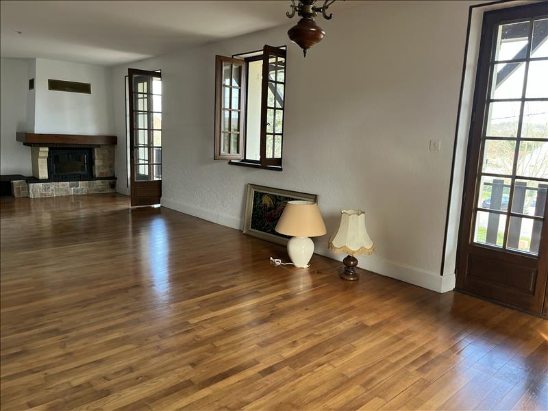 Vente Maison VAUX - 4 pièces -122 m² - (03190)