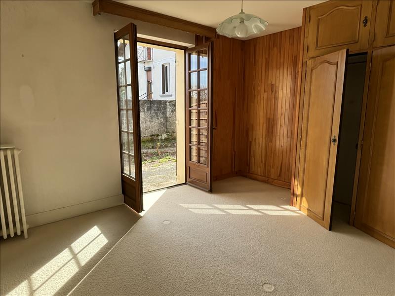 Vente Maison VAUX - 4 pièces -122 m² - (03190)
