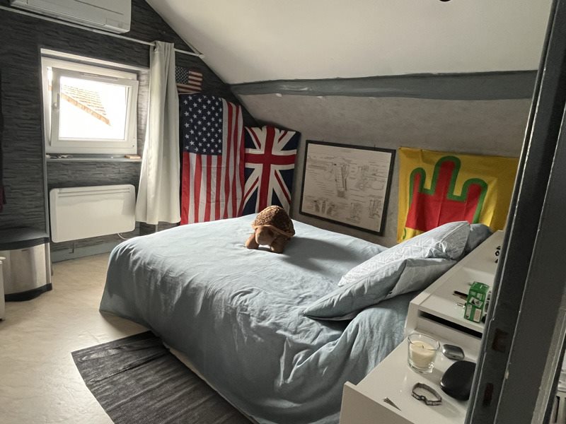 Vente Maison CHAMBERAT - 5 pièces -151 m² - (03370)