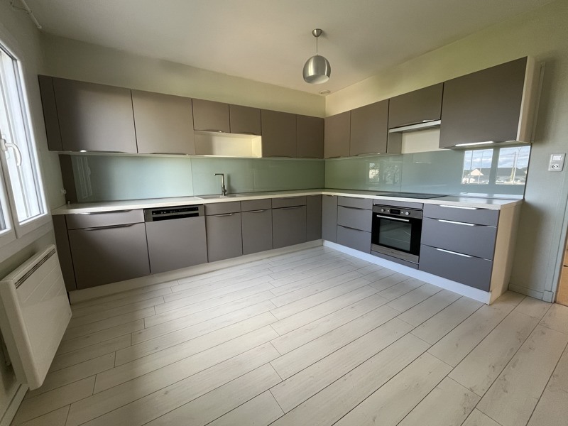 Vente Maison DOMERAT - 7 pièces -169 m² - (03410)