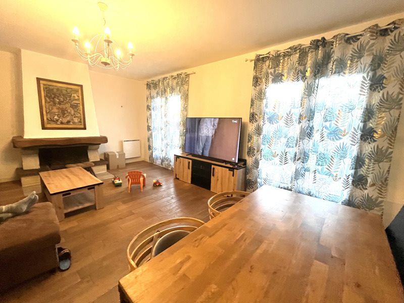 Vente Maison DOMERAT - 7 pièces -169 m² - (03410)