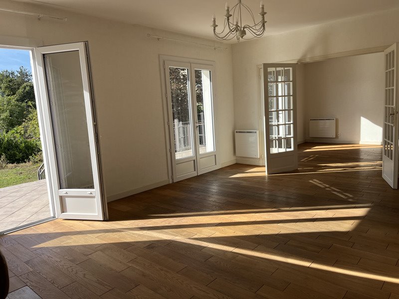 Vente Maison DOMERAT - 7 pièces -169 m² - (03410)