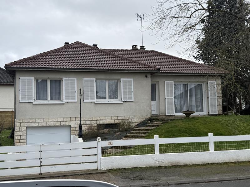 Vente Maison LAVAULT STE ANNE - 5 pièces -120 m² - (03100)