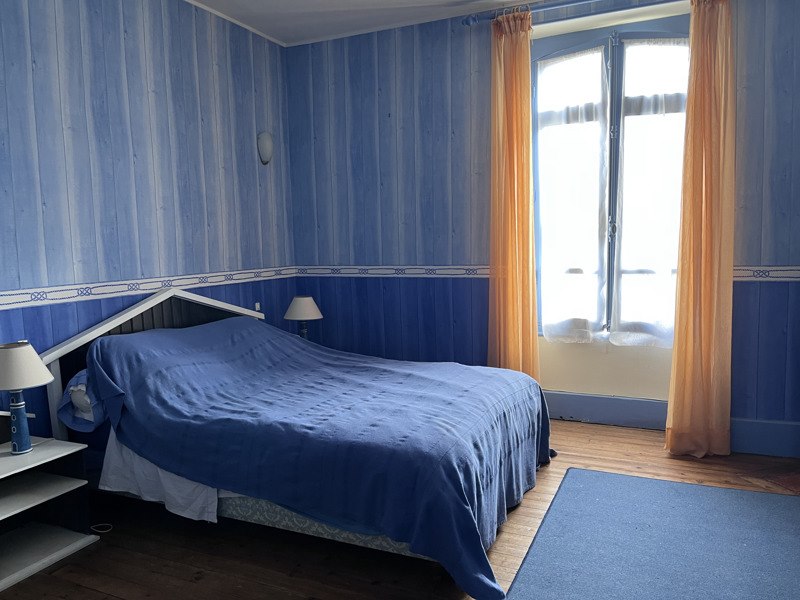 Vente Immeuble VALLON EN SULLY - -  253 m² - (03190)