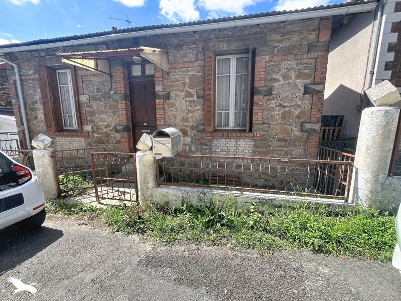 Vente Maison DECAZEVILLE 12300 4 pièces - 74 m²