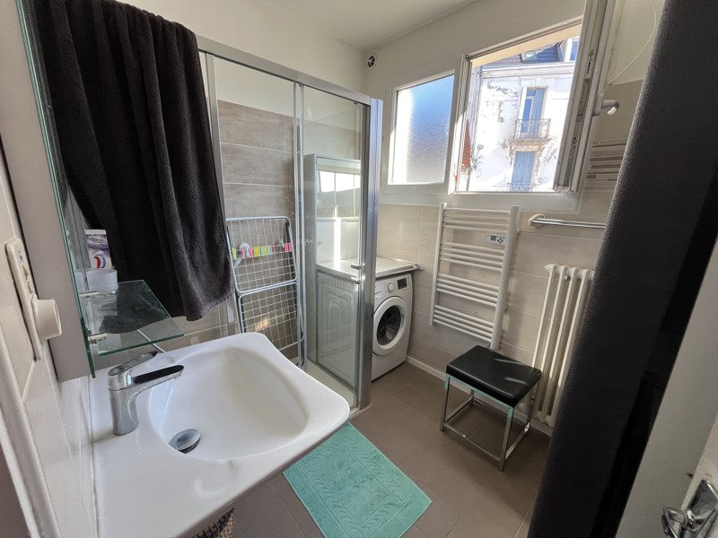 Vente Appartement DECAZEVILLE - 5 pièces -102 m² - (12300)