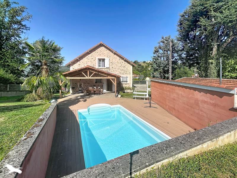 Maison 6 pièces 138 m² · à Decazeville · 138 m² · 239 000 €