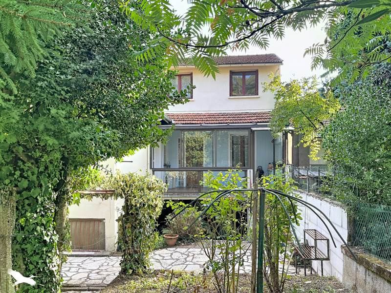 Vente Maison Decazeville - 7 pièces -145 m² - (12300)
