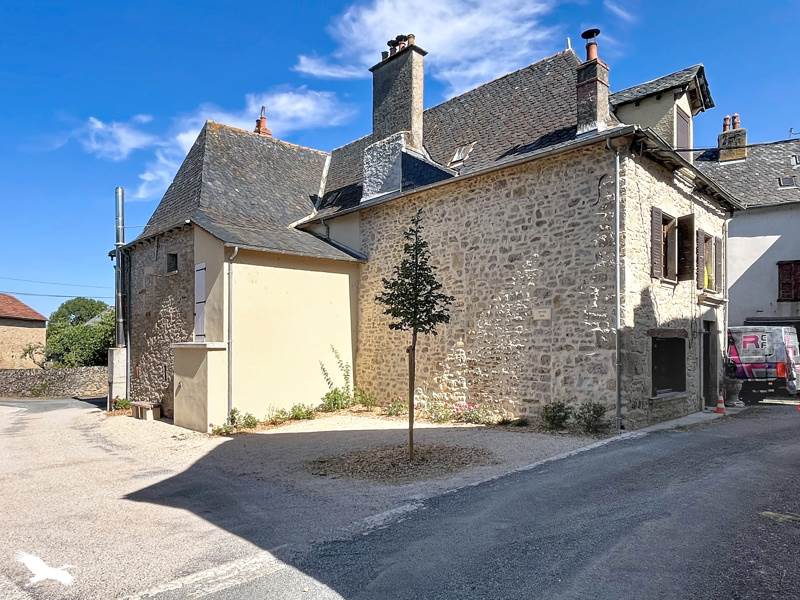 Vente Maison Roussennac - 7 pièces -166 m² - (12220)