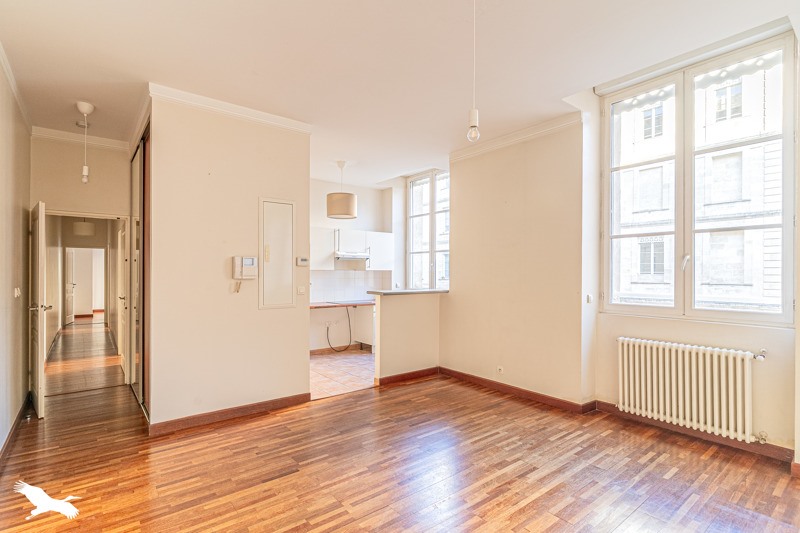 Vente Appartement BORDEAUX - 4 pièces -80 m² - (33000)