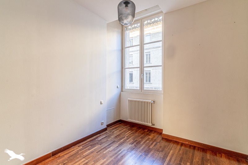 Vente Appartement BORDEAUX - 4 pièces -80 m² - (33000)