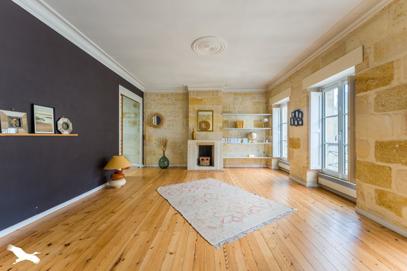 Vente Appartement BORDEAUX - 2 pièces -71 m² - (33000)