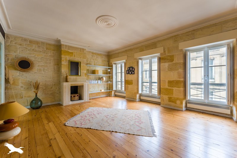 Vente Appartement BORDEAUX - 2 pièces -71 m² - (33000)