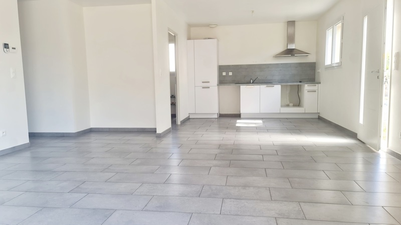 Vente Maison GENISSAC - 4 pièces -80 m² - (33420)