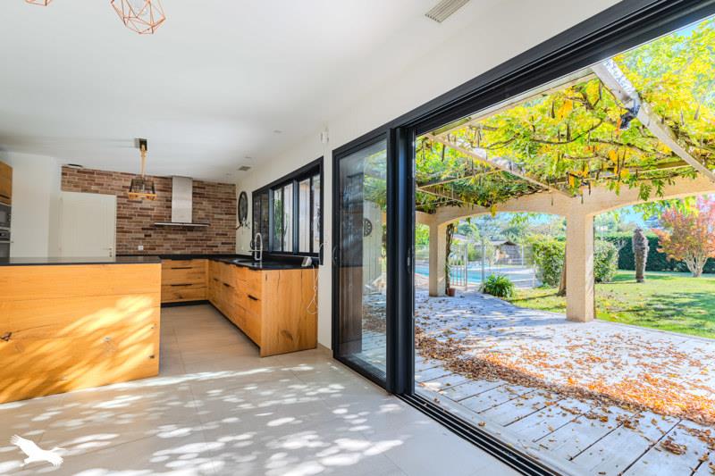 Vente Maison ARVEYRES - 6 pièces -153 m² - (33500)
