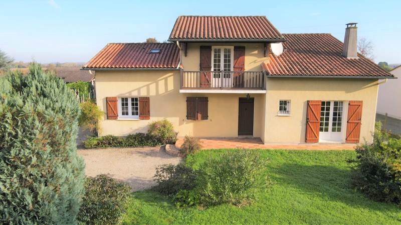Vente Maison CADARSAC - 5 pièces -171 m² - (33750)