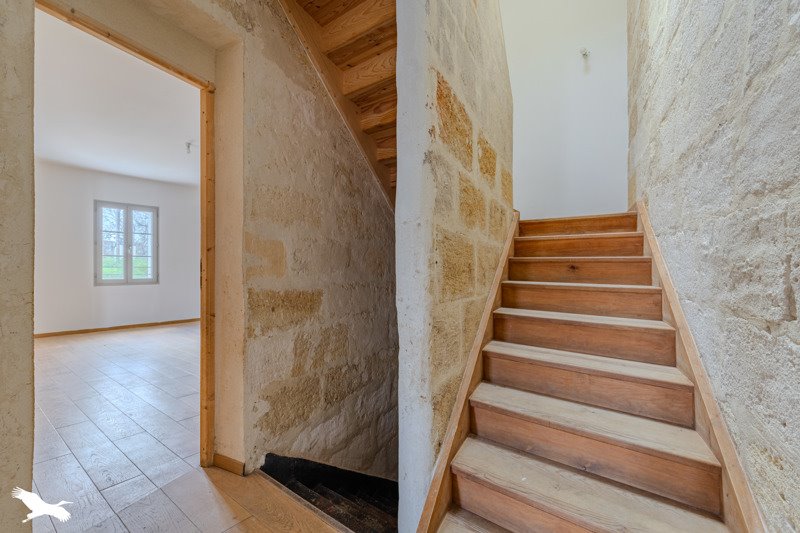 Vente Maison ARVEYRES - 5 pièces -180 m² - (33500)
