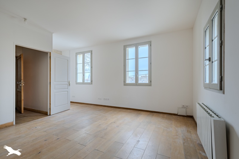 Vente Maison ARVEYRES - 5 pièces -180 m² - (33500)