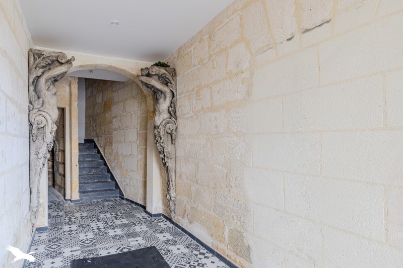 Vente Maison ARVEYRES - 5 pièces -180 m² - (33500)