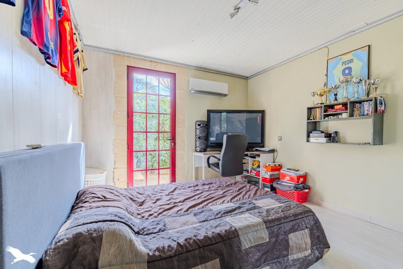 Vente Maison ARVEYRES - 5 pièces -135 m² - (33500)