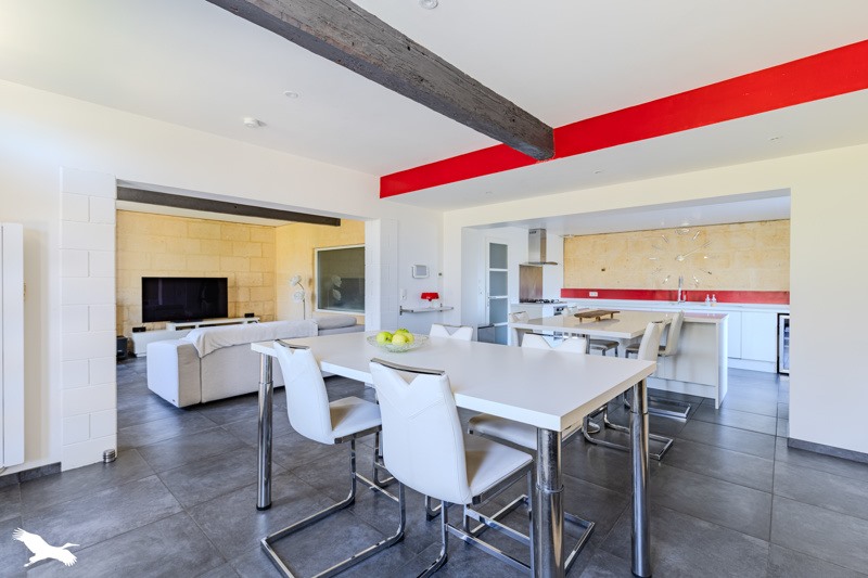Vente Maison ARVEYRES - 8 pièces -285 m² - (33500)