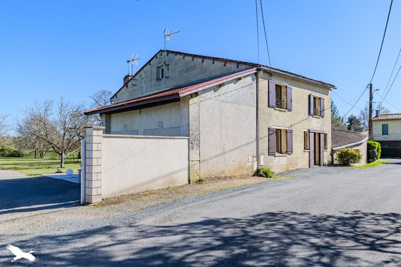 Vente Maison ARVEYRES - 8 pièces -285 m² - (33500)