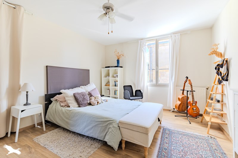 Vente Maison ARVEYRES - 6 pièces -205 m² - (33500)