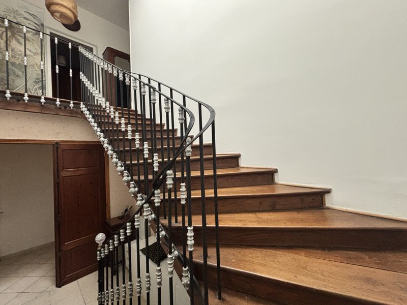 Vente Maison VAYRES - 7 pièces -250 m² - (33870)