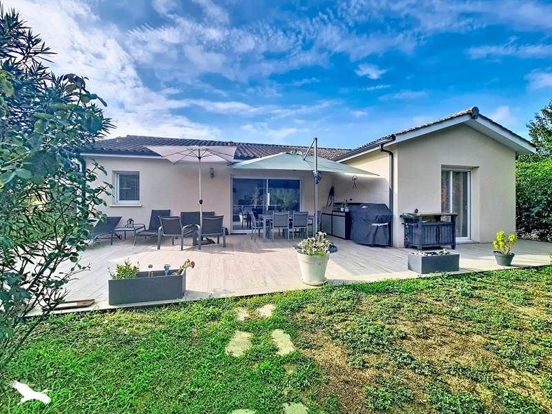 Maison 4 pièces 110 m² · à Vayres · 110 m² · 322 500 €