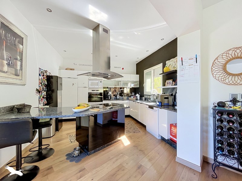 Vente Maison Génissac - 4 pièces -148 m² - (33420)