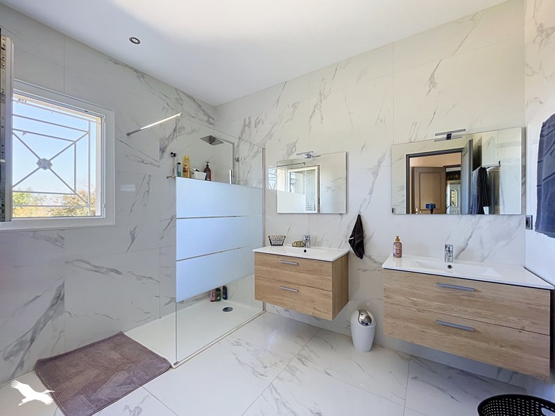 Vente Maison Génissac - 4 pièces -148 m² - (33420)