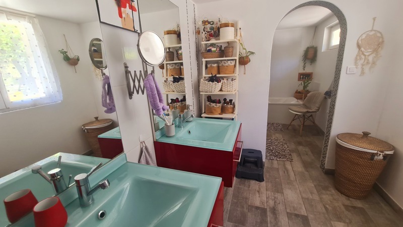 Vente Maison Vayres - 7 pièces -218 m² - (33870)